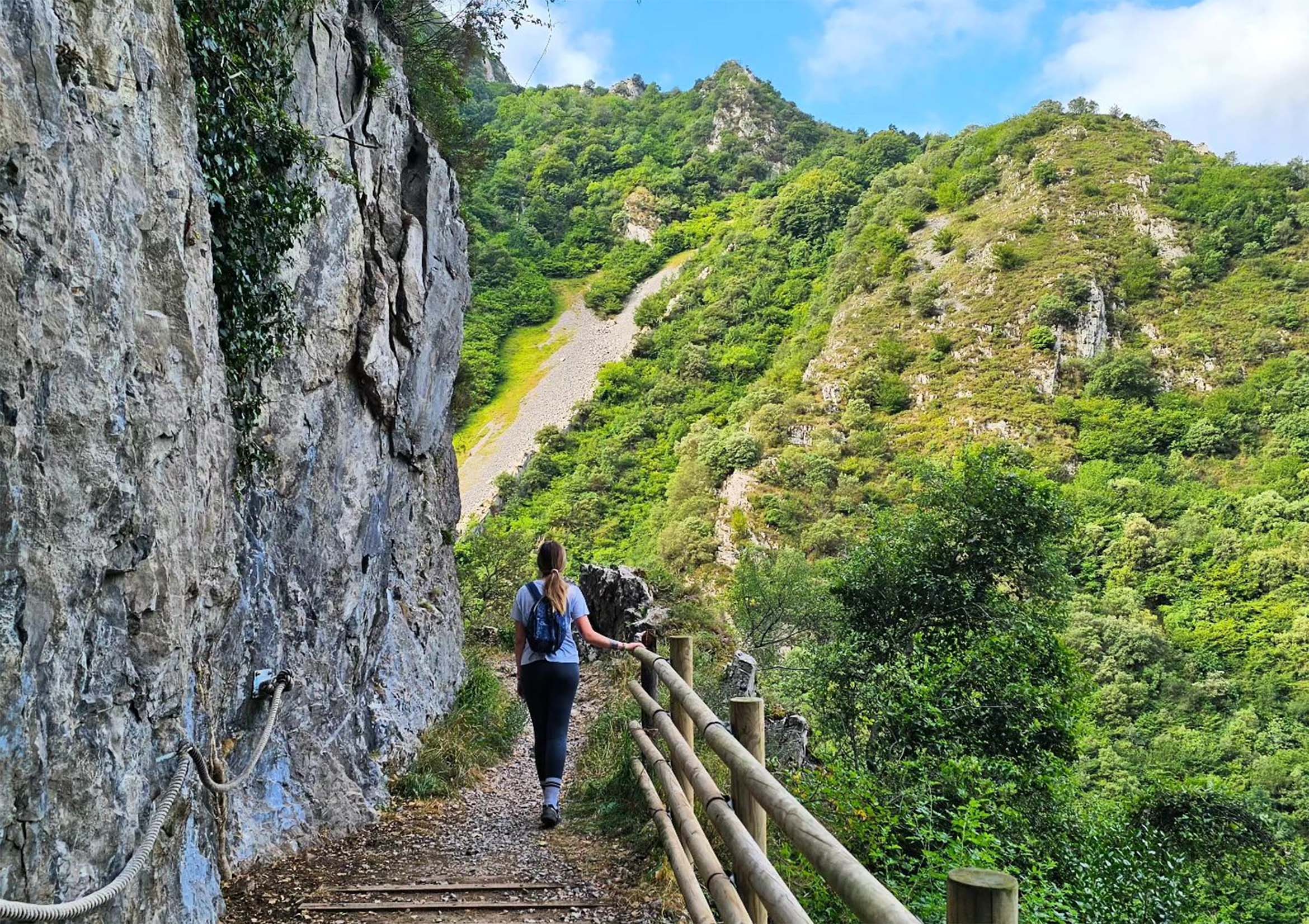 Exploring the Enchanting Desfiladero de las Xanas Trail: Asturias’ Hidden Gem