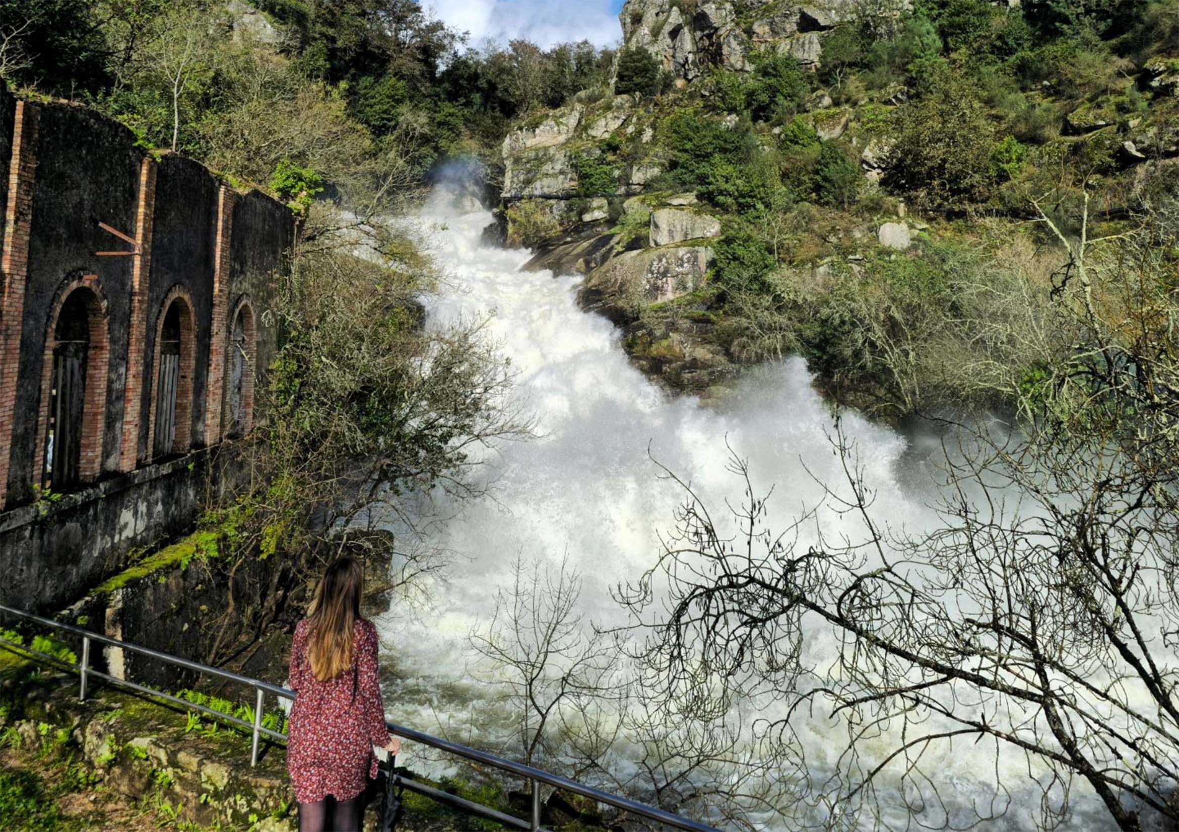 A Dance with Nature: Traversing the Paradela Path and Fervenza de Segade in Ribeira Sacra